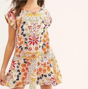 Free People - Strawberry Field MINI